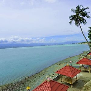 Amazing Beach Resort Palu